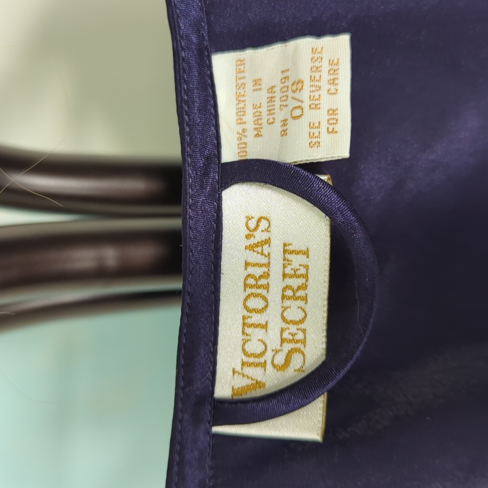 Original Owner - Vintage Victoria's Secret purple robe - size OS - Picture 2 of 4